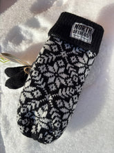 Load image into Gallery viewer, Fleece Lined Winter Mittens