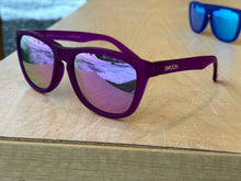 Load image into Gallery viewer, Swoon Eyewear-NH Based