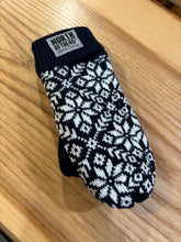 Load image into Gallery viewer, Fleece Lined Winter Mittens