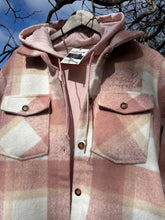 Load image into Gallery viewer, Women’s Heavyweight Shacket
