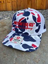 Load image into Gallery viewer, Duck Camo SnapBack Hats
