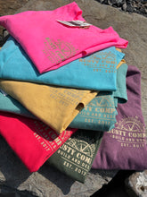 Load image into Gallery viewer, Rusty Compass Vintage Washed T-Shirts
