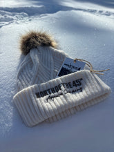 Load image into Gallery viewer, Raised Knit Pom Pom Winter Hats/Removable Pom Pom
