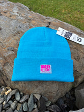 Load image into Gallery viewer, Winter Woven Label Beanie
