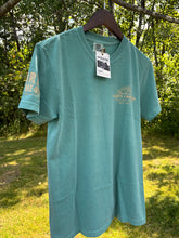 Load image into Gallery viewer, Rusty Compass Vintage Washed T-Shirts
