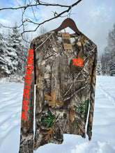 Load image into Gallery viewer, Realtree Camo Performance Long Sleeve
