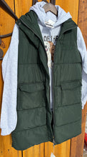 Load image into Gallery viewer, Women’s Long Puffer Vest
