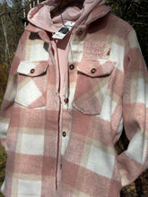 Load image into Gallery viewer, Women’s Heavyweight Shacket
