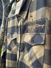 Load image into Gallery viewer, Men’s Flannel Shirt
