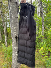 Load image into Gallery viewer, Women’s Hooded Long Puffer Vest
