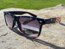 Load image into Gallery viewer, American Flag Sunglasses
