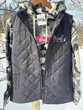 Load image into Gallery viewer, Women’s Weatherproof Quilted Vest
