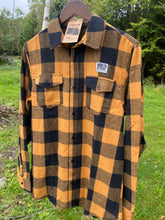 Load image into Gallery viewer, Men’s Long Sleeve Flannel Shirt
